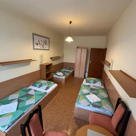 Hotel Osrodek Sportu I Rekreacji W Zawierciu *